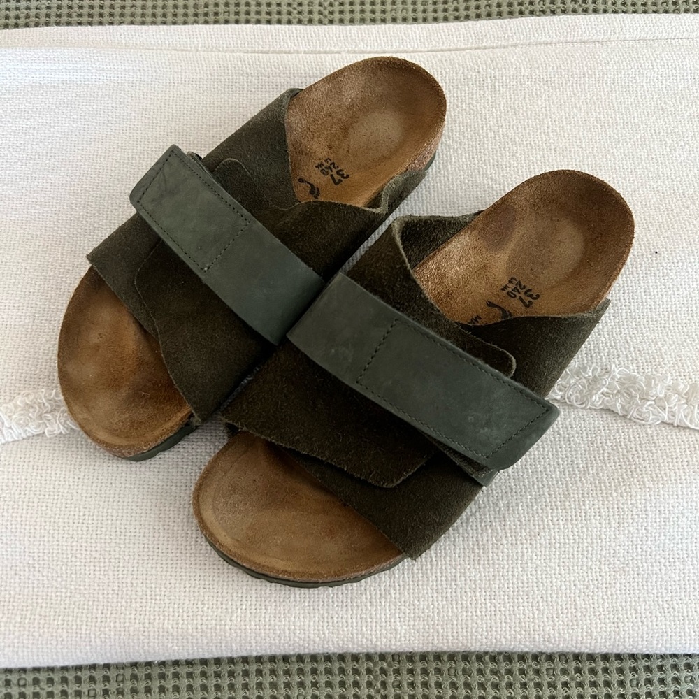 Thyme Birkenstock Kyotos in suede leather (size: 37/6.5 women)
